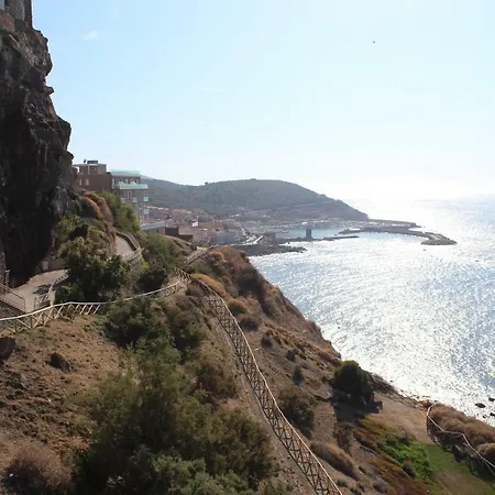 Miramare Castello Daire *