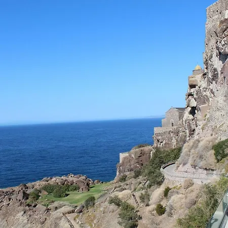 Lägenhet Miramare Castello